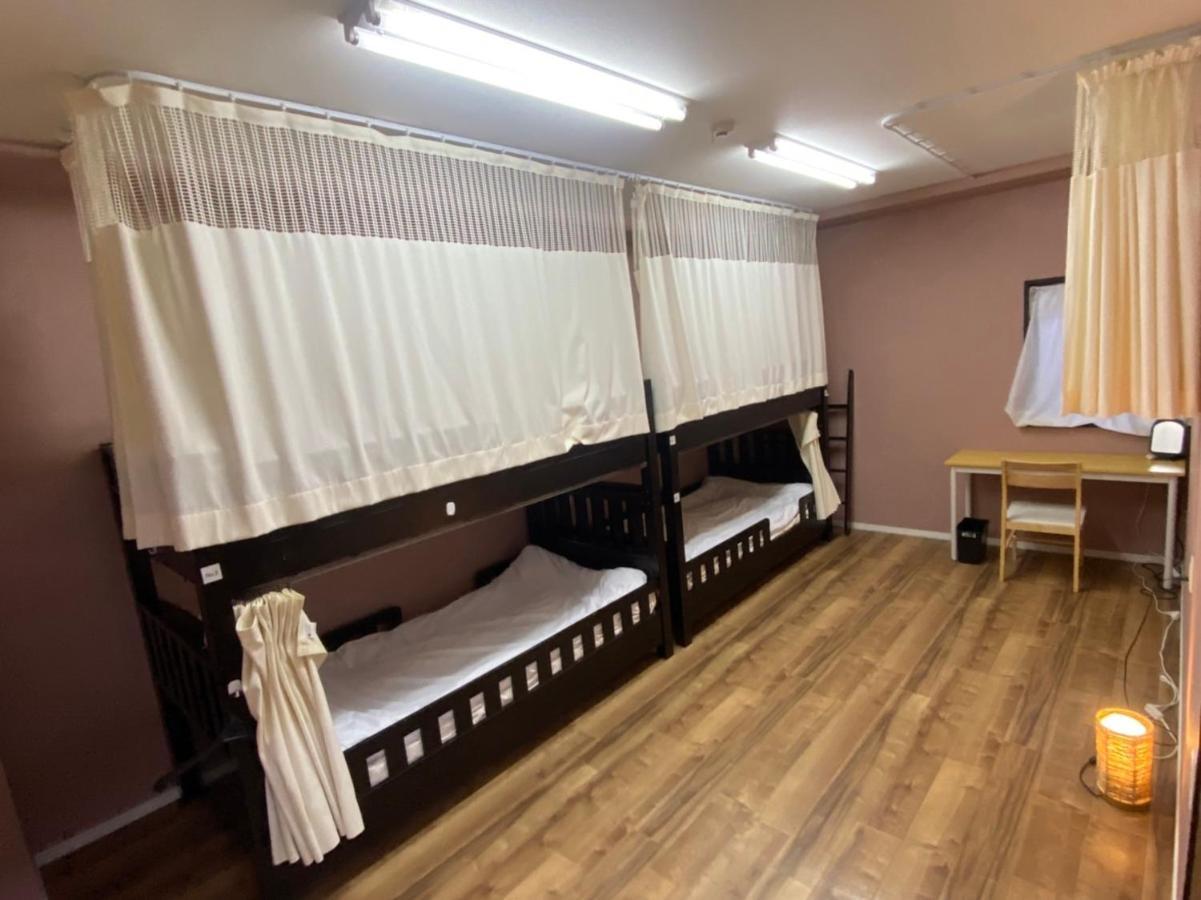 Bonfire Hostel Osaka Exteriör bild