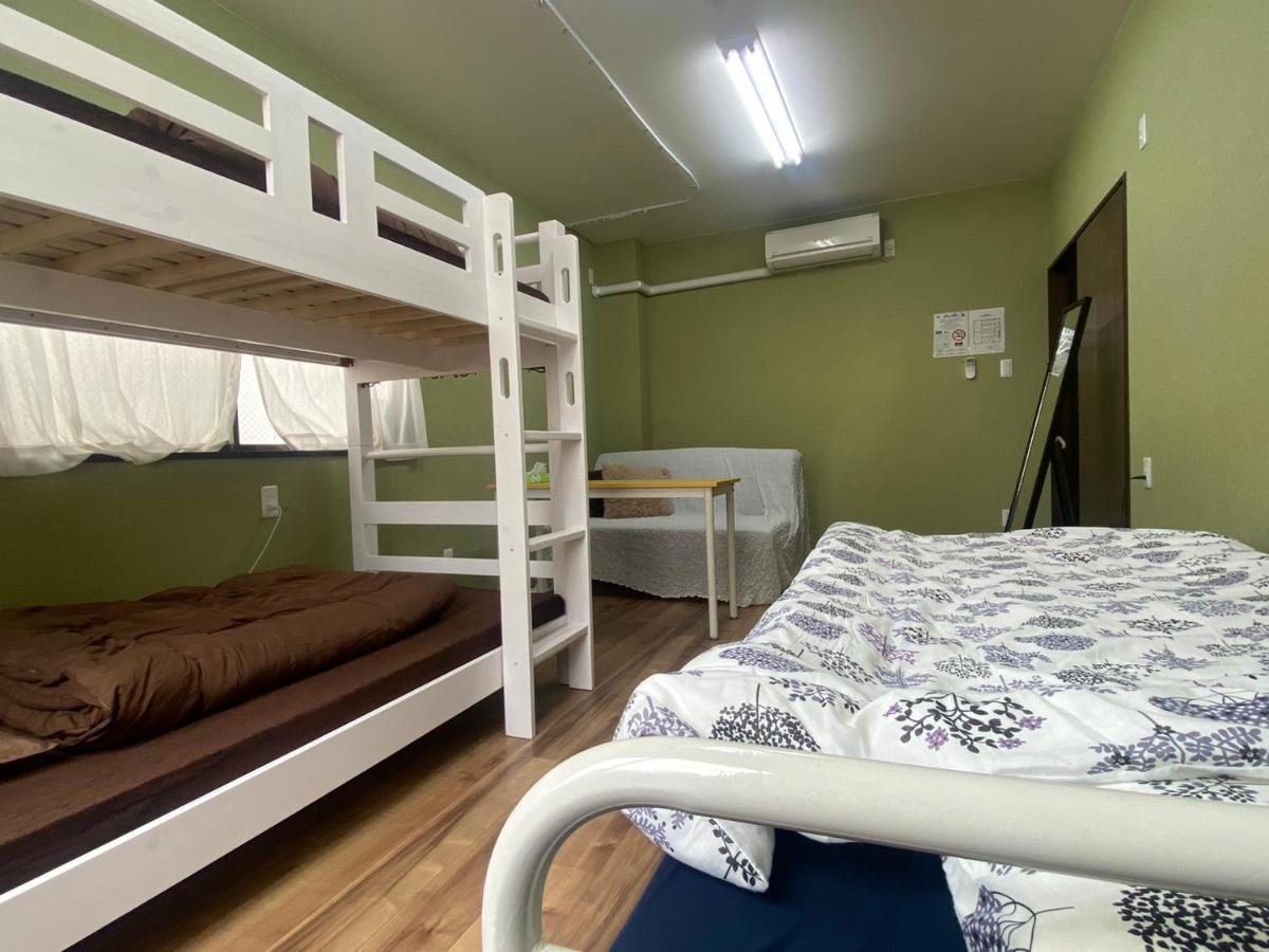 Bonfire Hostel Osaka Exteriör bild