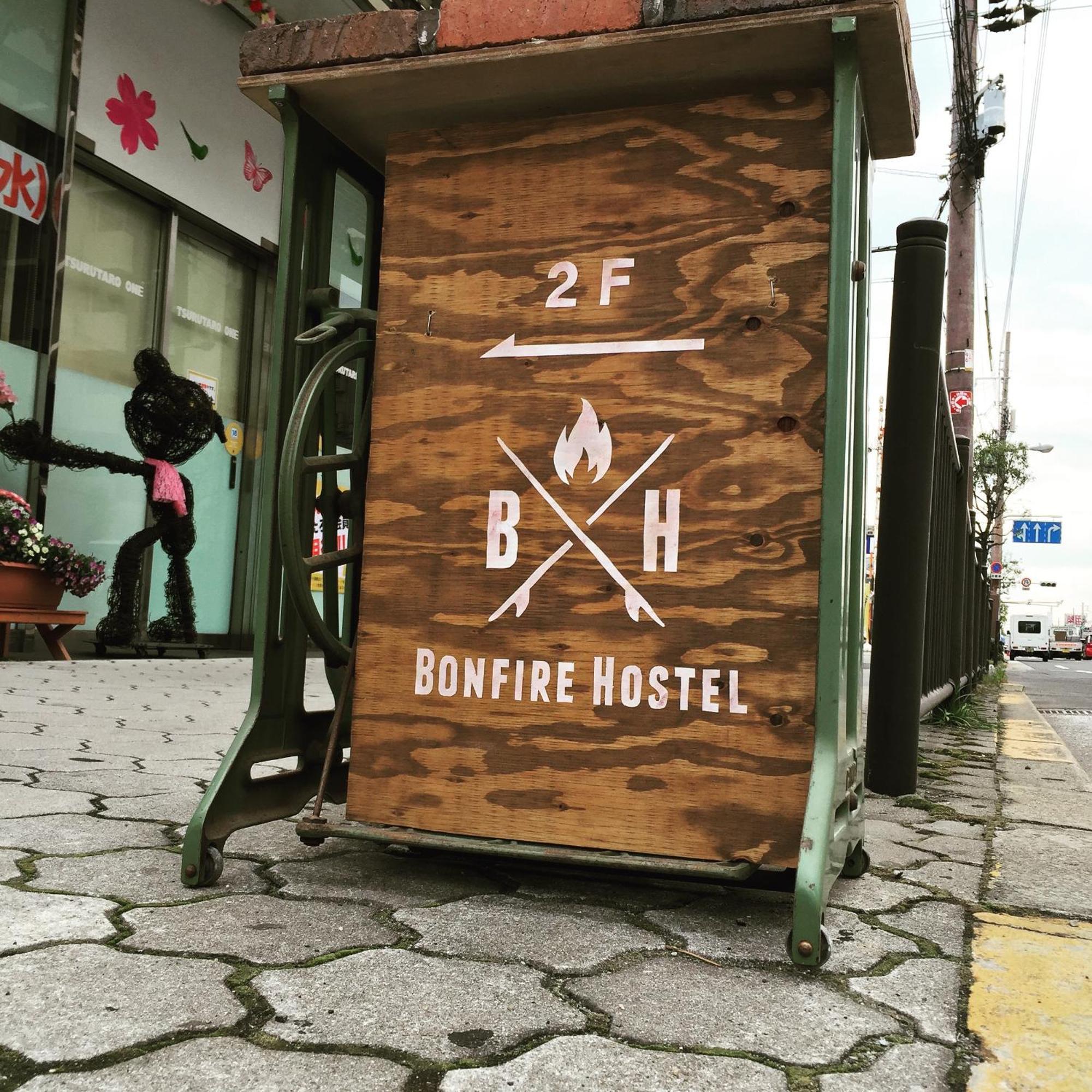 Bonfire Hostel Osaka Exteriör bild
